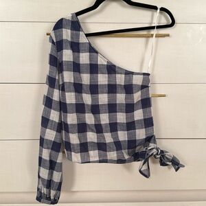 Off shoulder, gingham shirt, bow closure on side